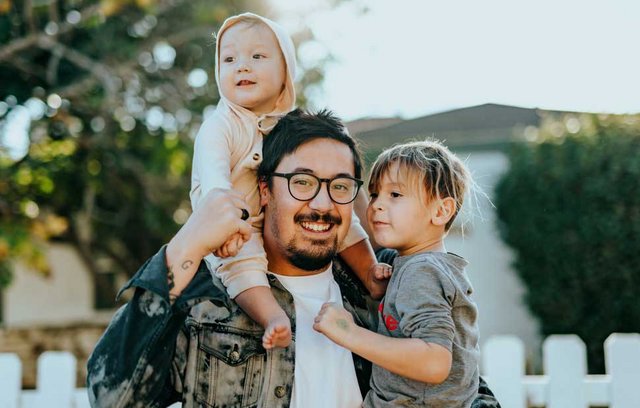 glückliche Familie, Kinderglück, Grosseltern, Familie