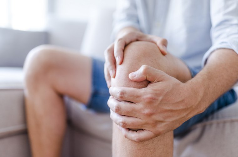 Gelenkschmerzen lindern: Was wirklich hilft