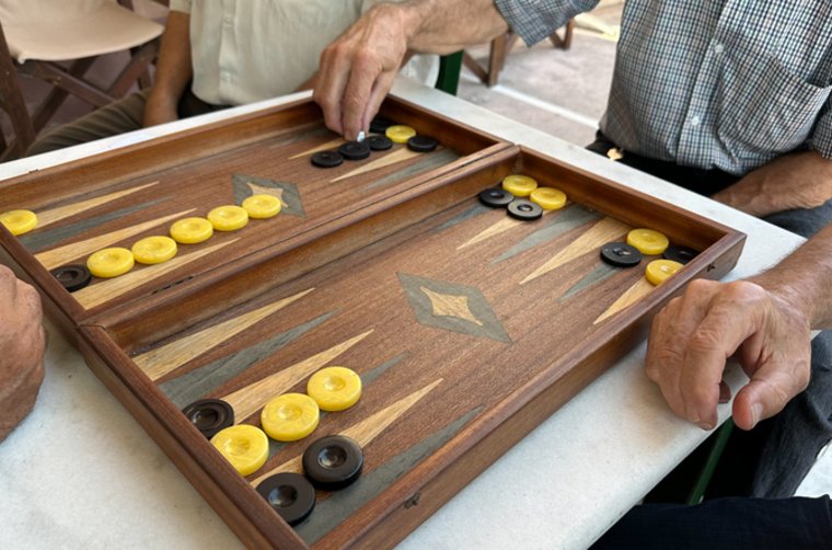 Backgammon: Ein Klassiker des Strategiespiels