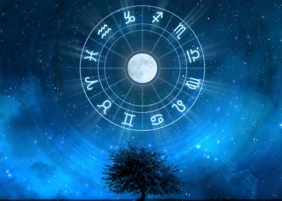 Die Astrologie befasst sich mit Horoskopen und Sternzeichen