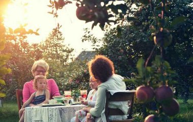 Grossmütter, Familie, Babysitting, Freiheit, Beziehung, 50PLUS