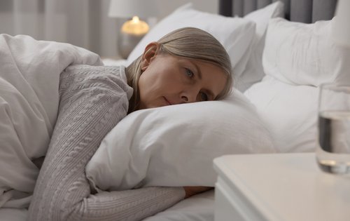 Schlafstörung durch Elektrosmog: Die unsichtbare Gefahr
