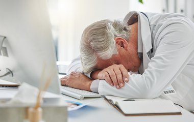 Müde trotz Schlaf: Wenn Energie fehlt