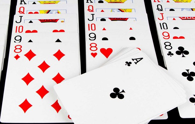Kartenspiele, Solitär