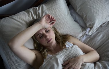 Durchschlafstörungen verstehen: Warum Sie nachts aufwachen