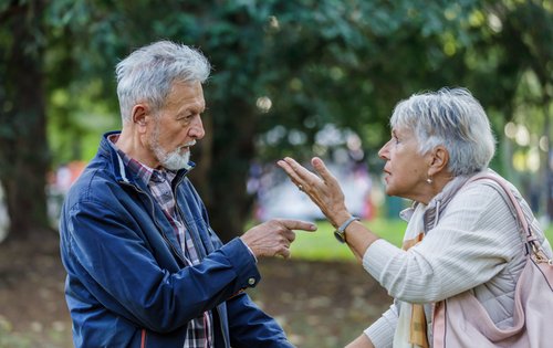 Geschwister-Dynamik: Rivalität in Stärke umwandeln