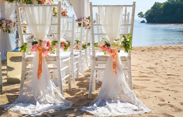 So geniessen Sie die Hochzeit ohne Sonnenbrand