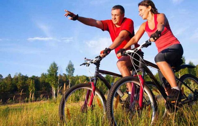 Fahrradfahren tut den Knien gut