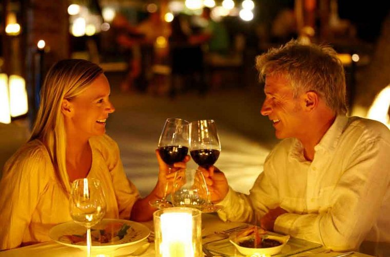 Vorsicht vor online Heiratsschwindlern