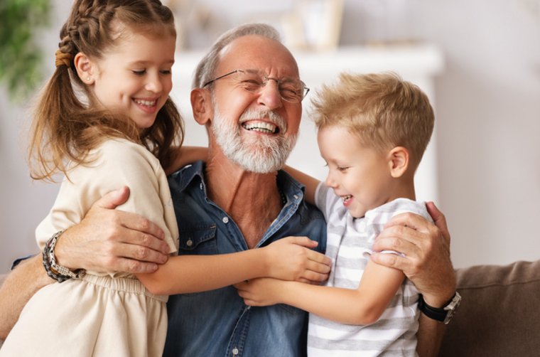 Für Kinderbetreuung sind Omi und Opa sehr wichtig Für Kinderbetreuung sind Omi und Opa sehr wichtig