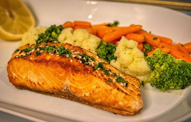 Wenn mit der Nahrung nicht genug Omega-3 aufgenommen wird.