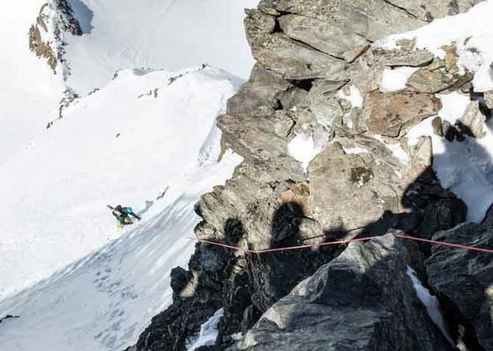 Das Abseilen auf den Gletscher fordert uns